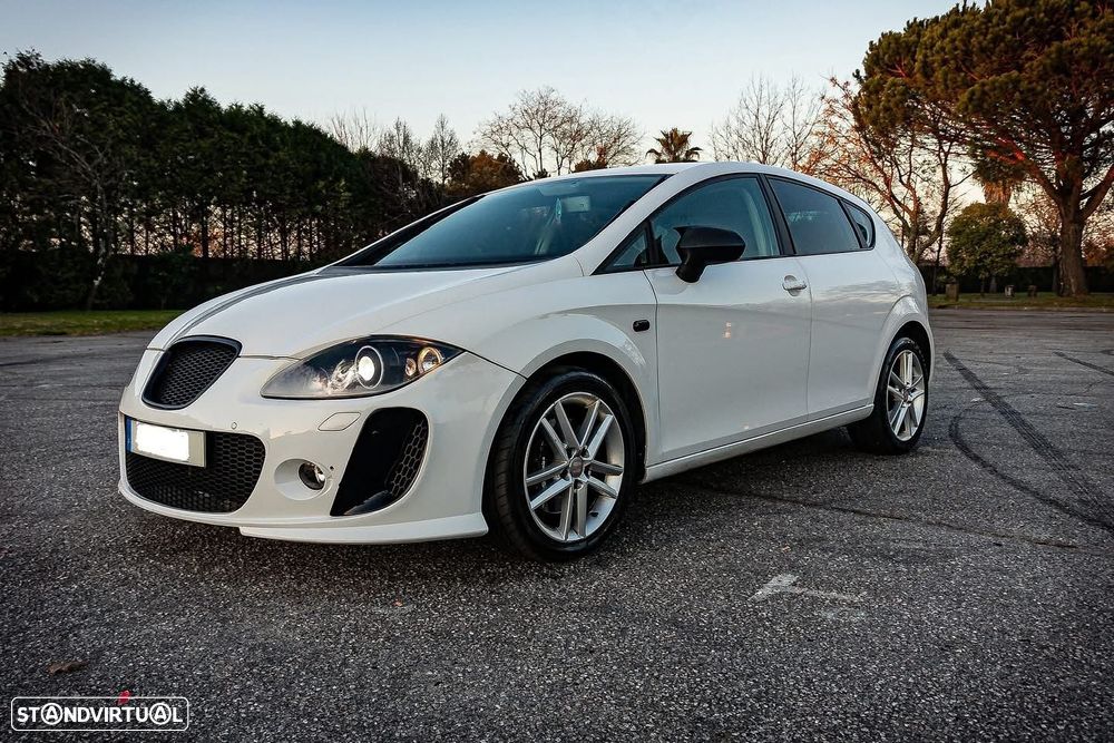 SEAT Leon 2.0 TDI FR - 1