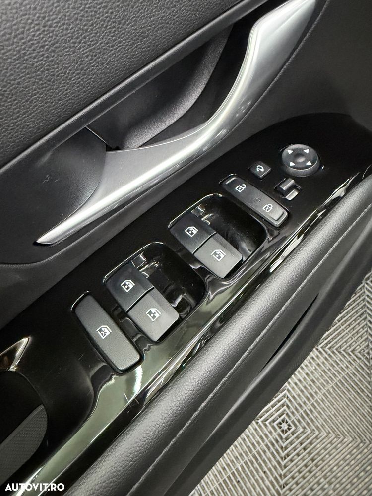 Hyundai Tucson 1.6 l MHEV 180 CP 4WD 7DCT Luxury - 24