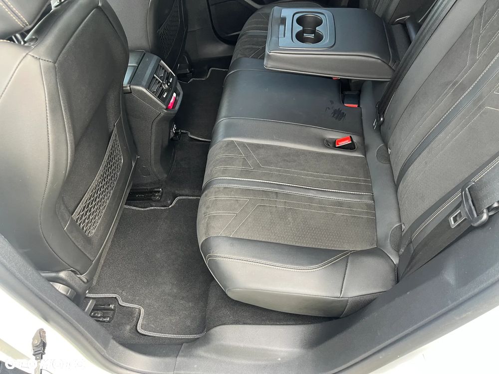 Peugeot 3008 1.5 BlueHDi GT Pack S&S EAT8 - 12