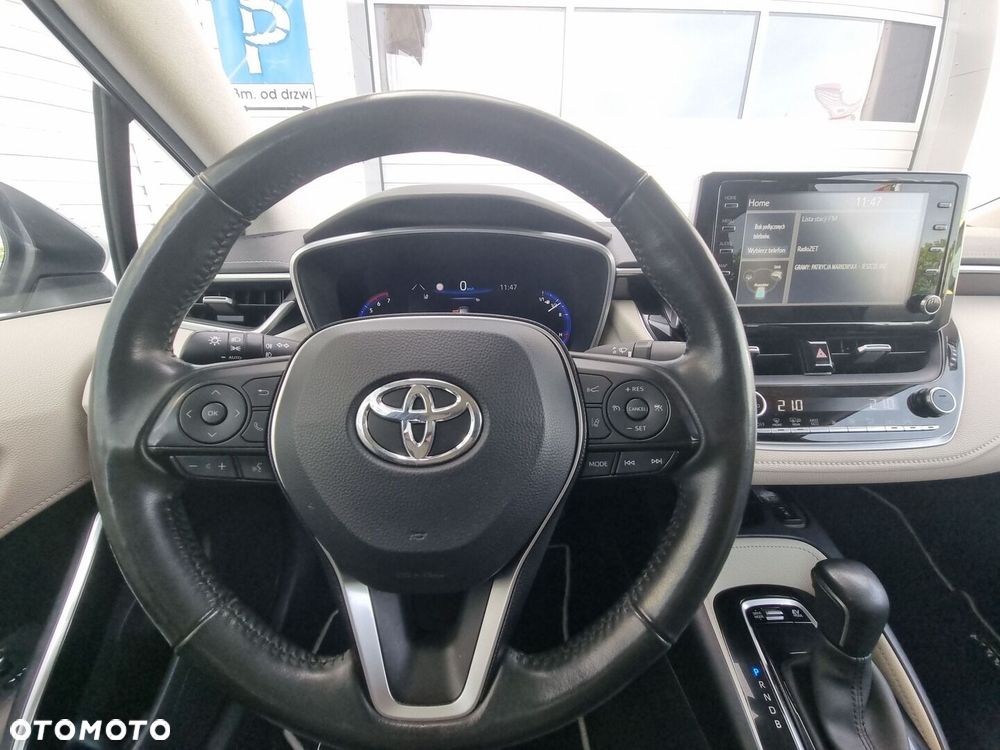 Toyota Corolla 1.8 Hybrid Executive - 18