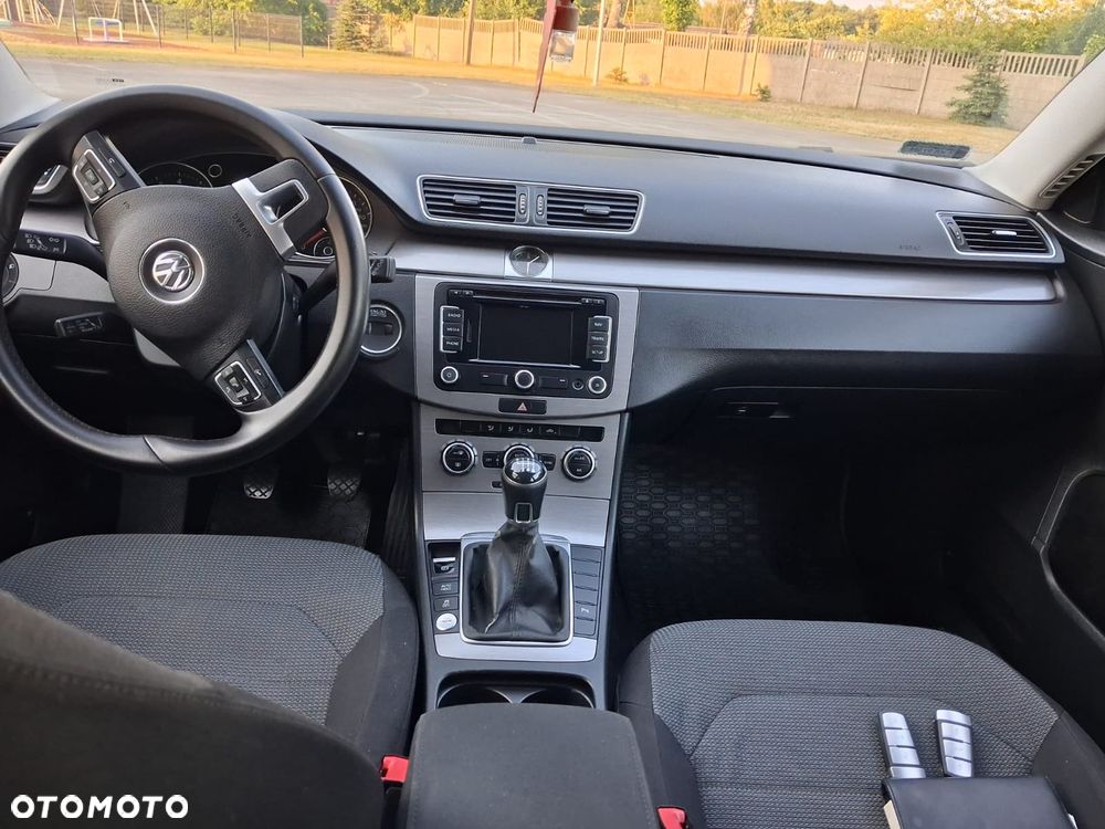 Volkswagen Passat Variant - 16
