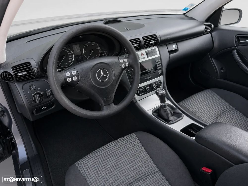 Mercedes-Benz C 220 CDi Sport Coupé Classic - 7