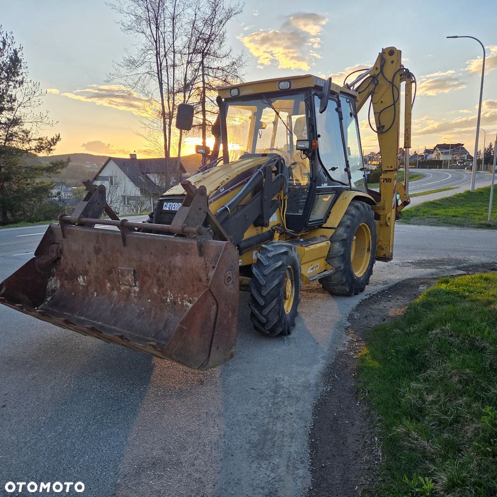 Caterpillar 428C - 3