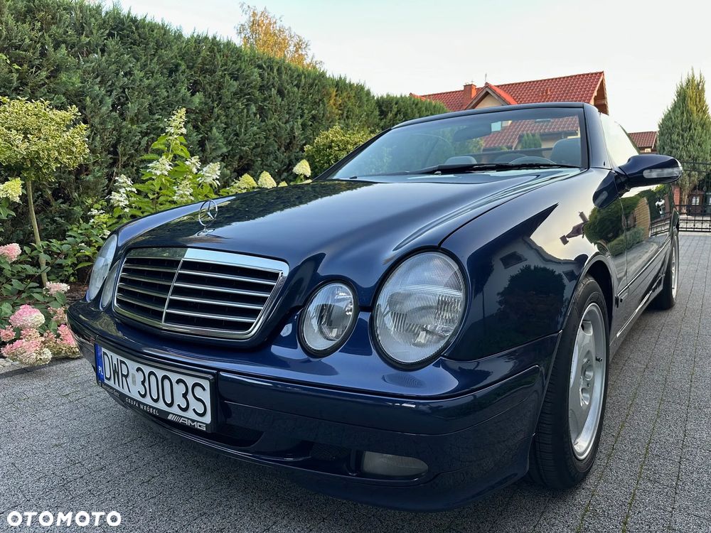 Mercedes-Benz CLK - 32