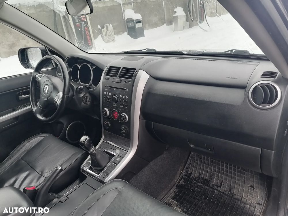Suzuki Grand Vitara 1.9 DDIS JLX-EL - 3