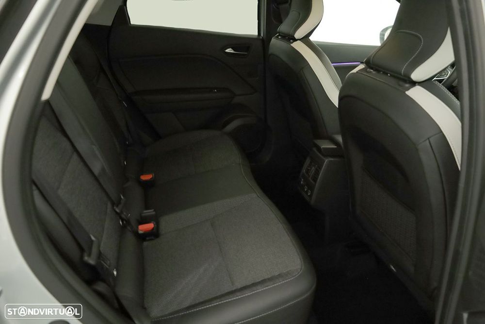 Renault Captur 1.0 TCe Techno Bi-Fuel - 23