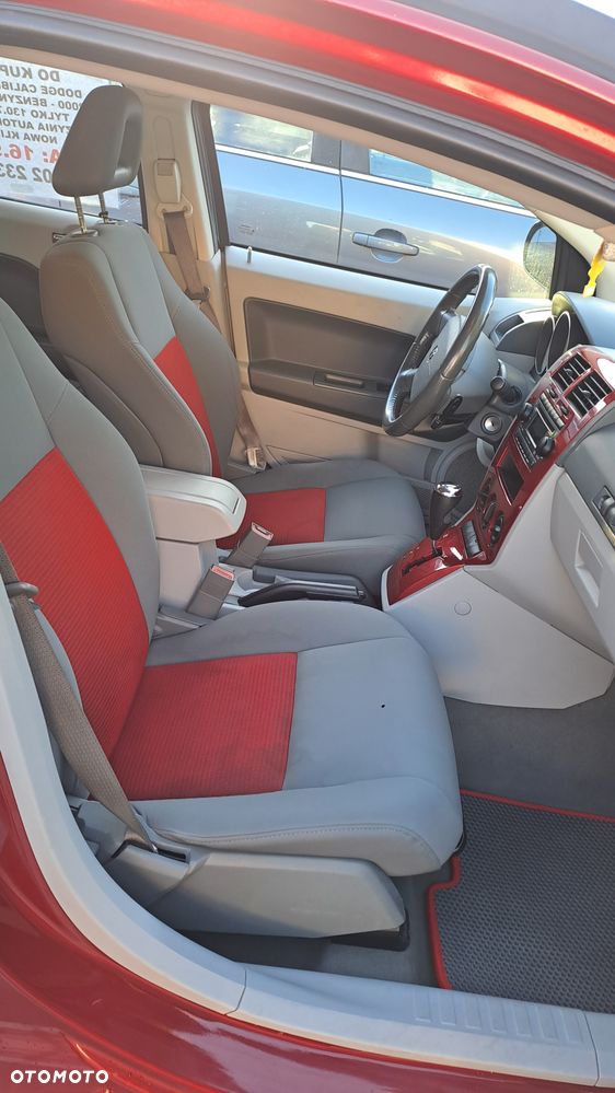 Dodge Caliber - 23
