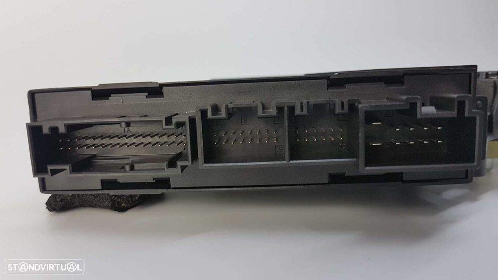 MOTOR ELEVADOR FRENTE DIREITO VOLKSWAGEN TOUAREG (7L6) V6 TDI - 6