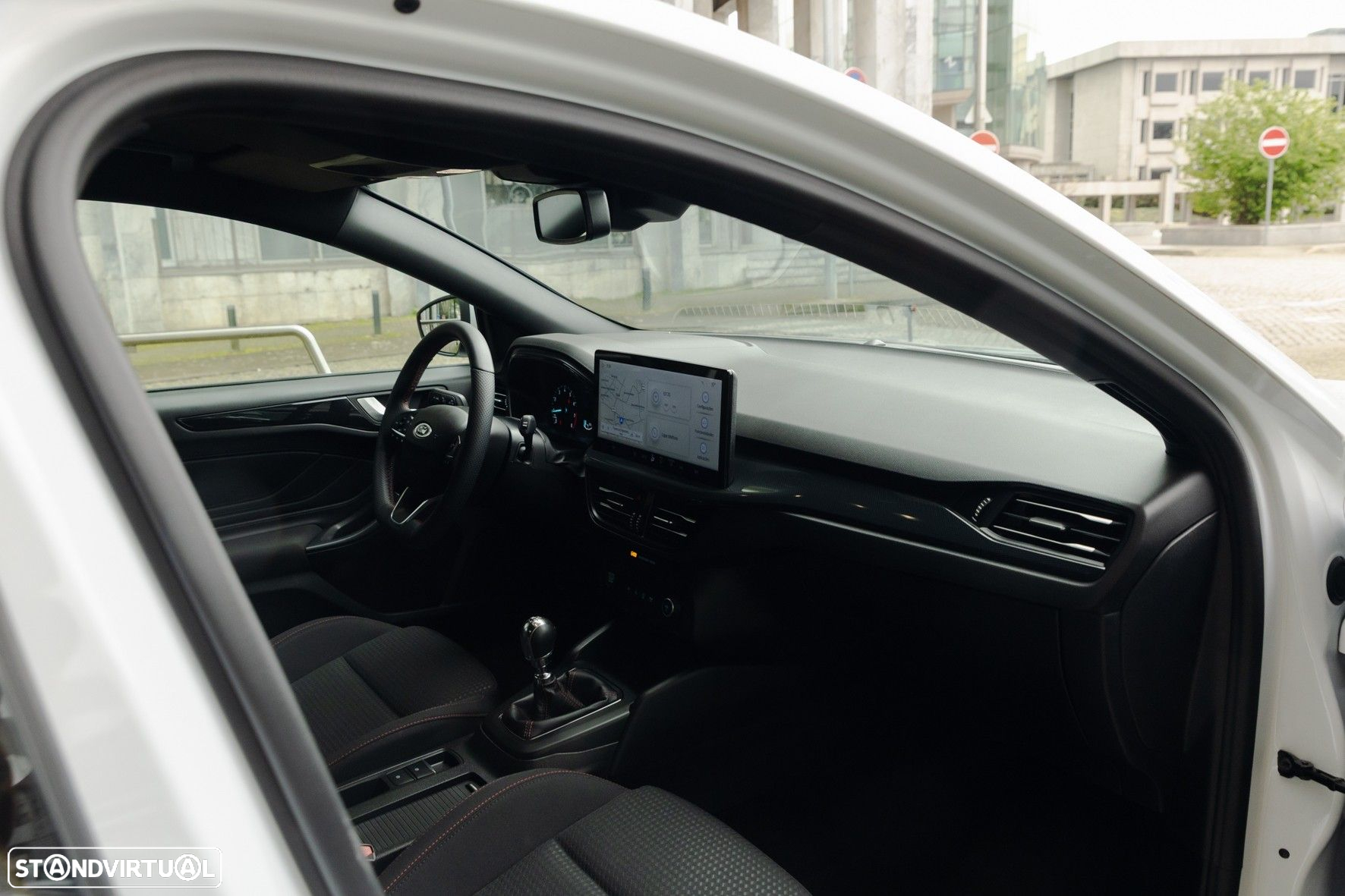Ford Focus SW 1.0 EcoBoost ST-Line - 26