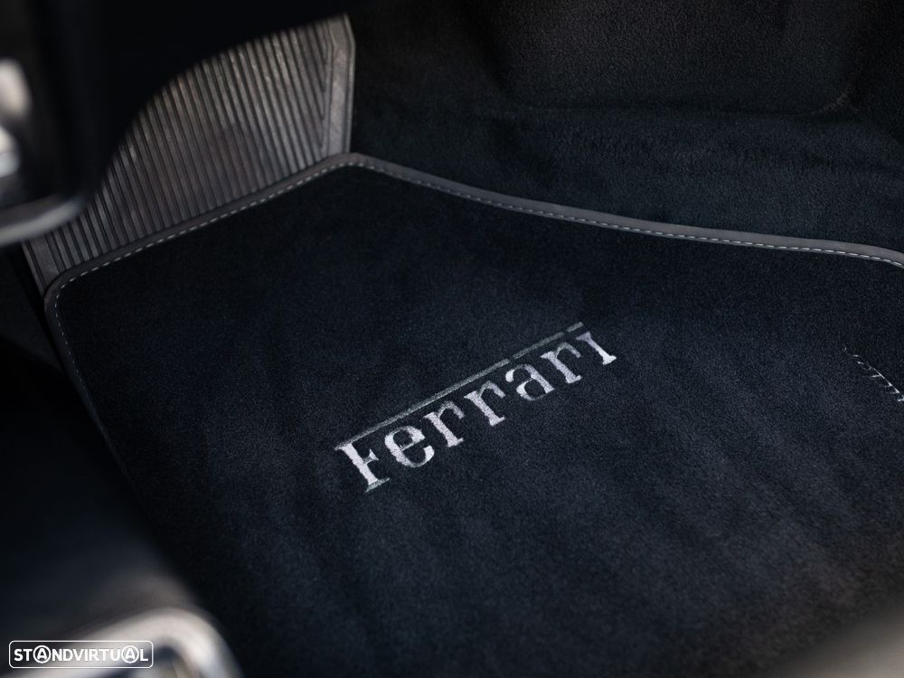 Ferrari 355 Spider - 39