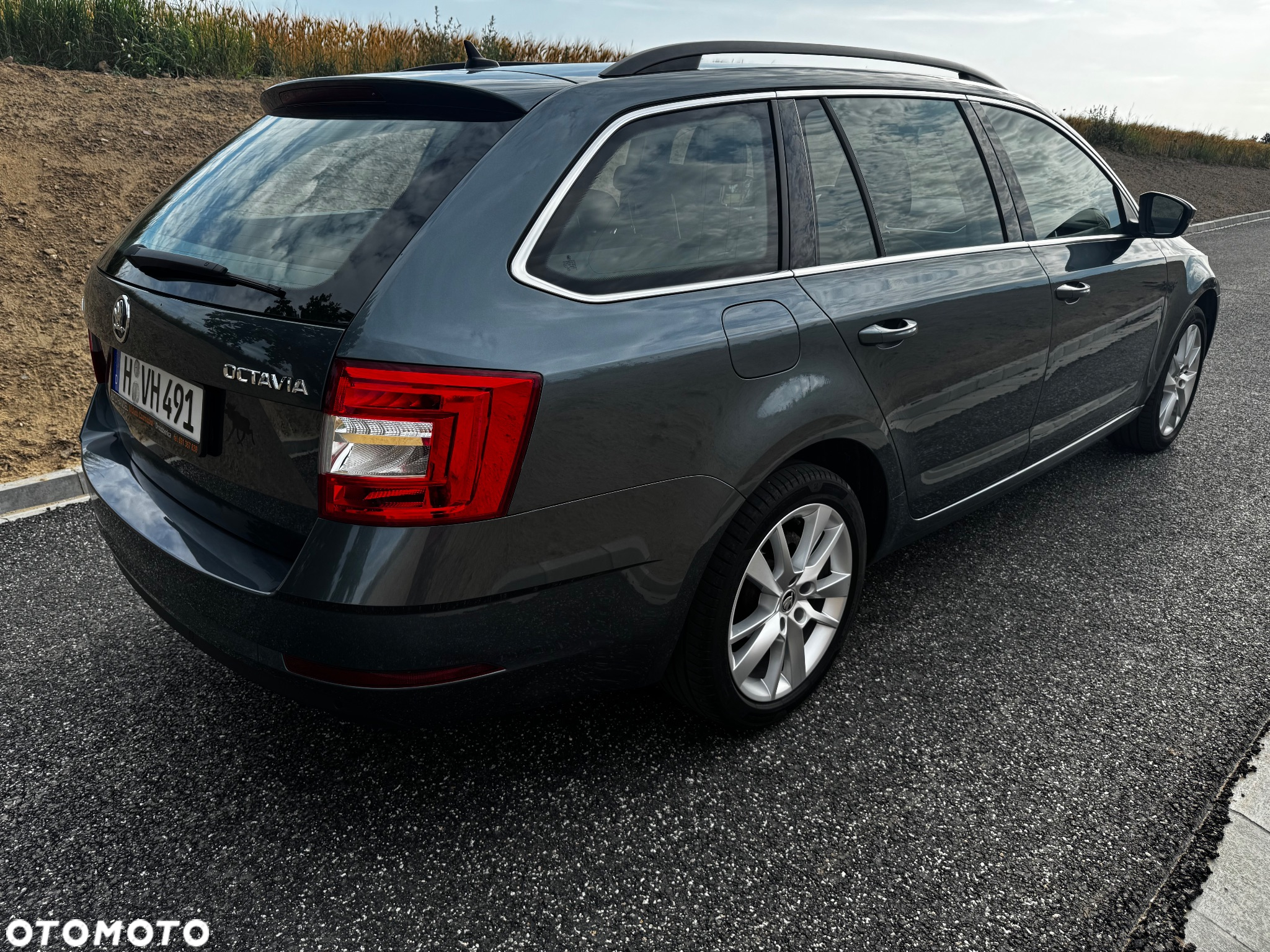 Skoda Octavia Combi 2.0 TDI Style - 12