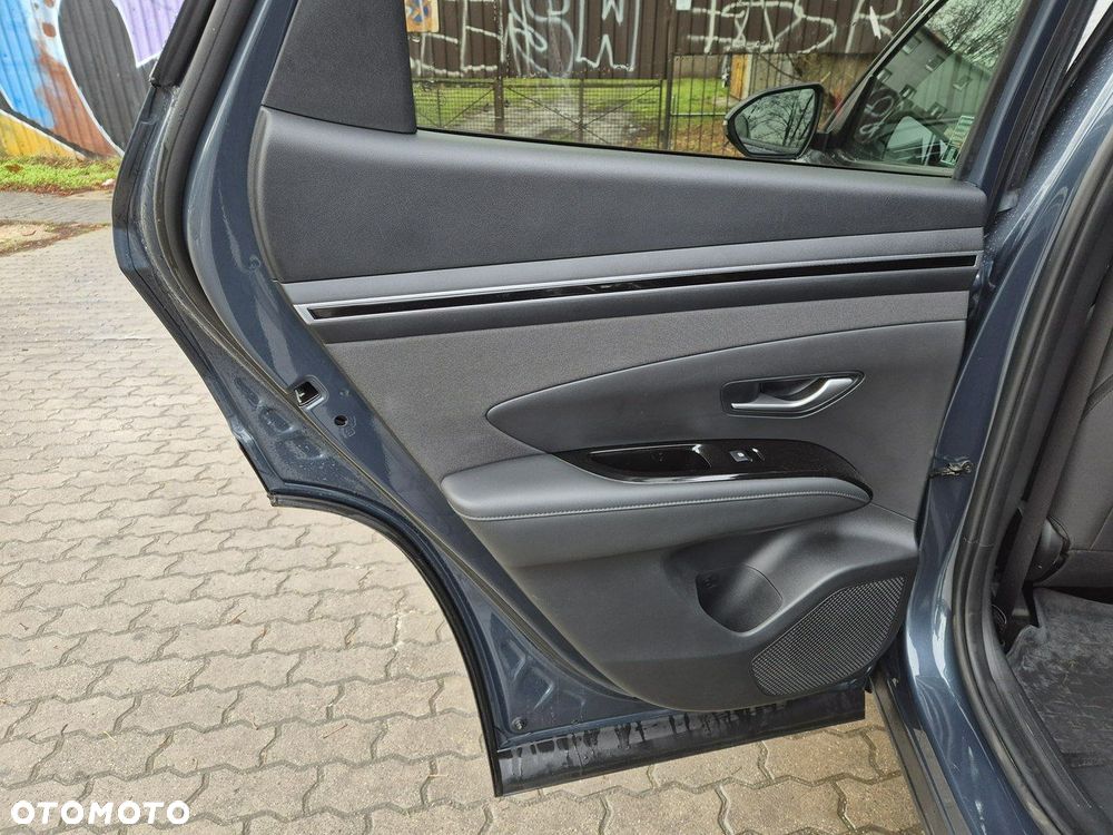 Hyundai Tucson 1.6 T-GDi HEV Smart 2WD - 27