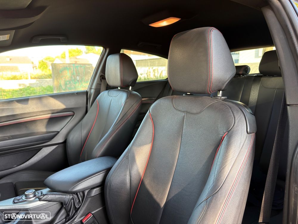 BMW 116 d EDynamics Line Sport — fotografia 11