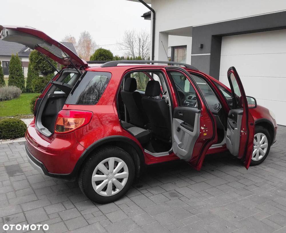 Suzuki SX4 1.6 Comfort - 13