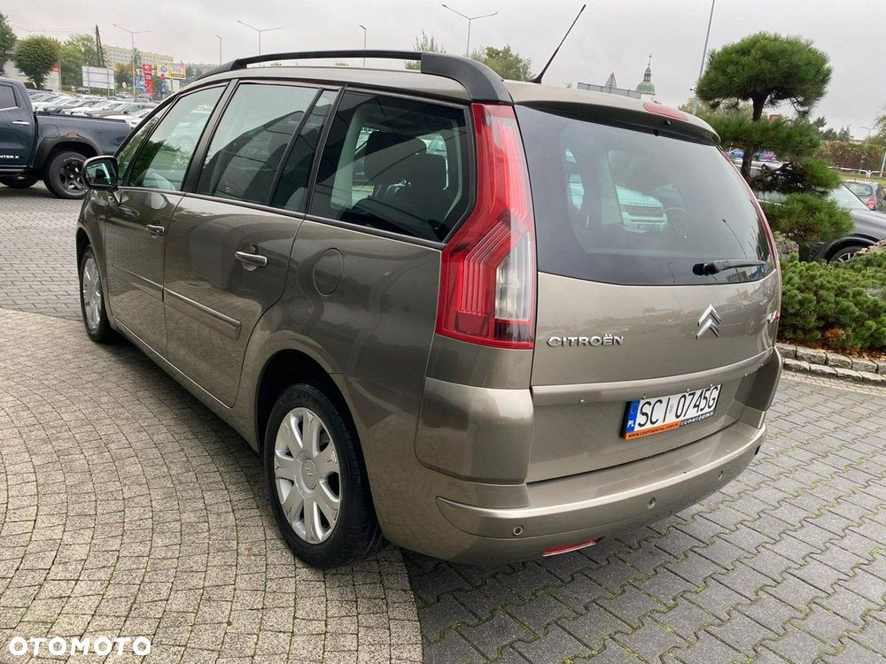 Citroën C4 Grand Picasso 1.8 16V Confort - 5