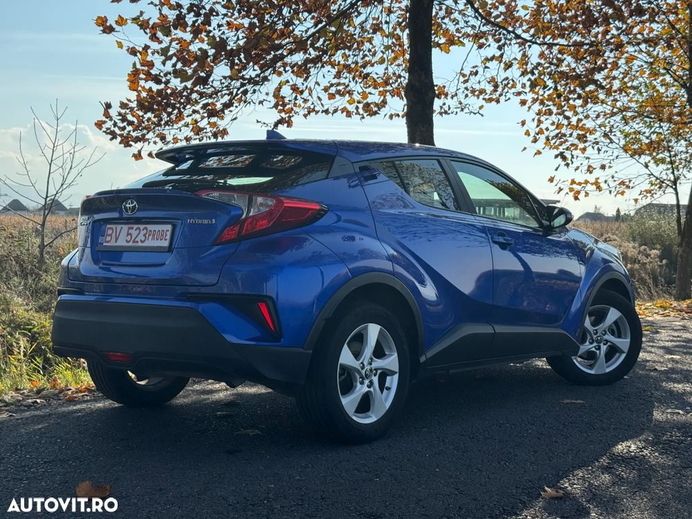 Toyota C-HR Hybrid Business-Edition - 11