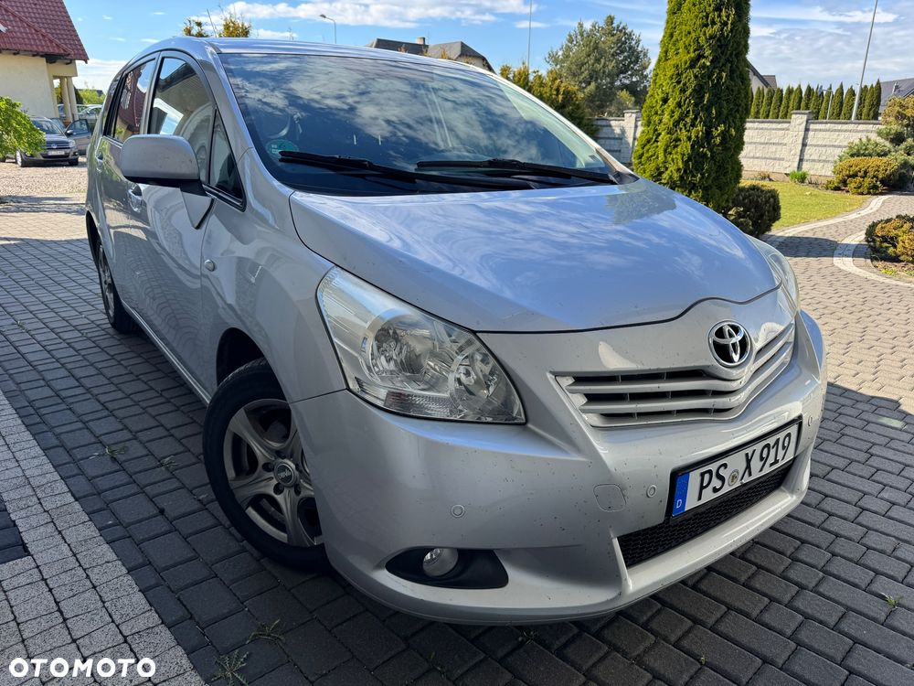 Toyota Verso 1.6 7-Sitzer Comfort - 1