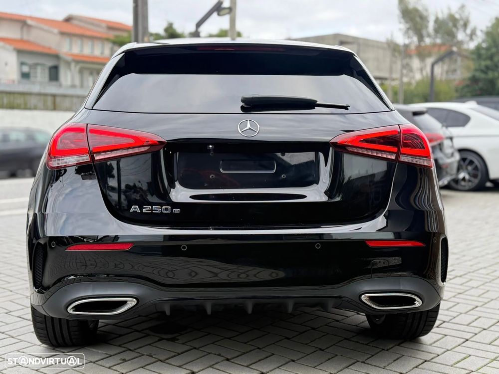 Mercedes-Benz A 250 e 8G-DCT AMG Line - 7