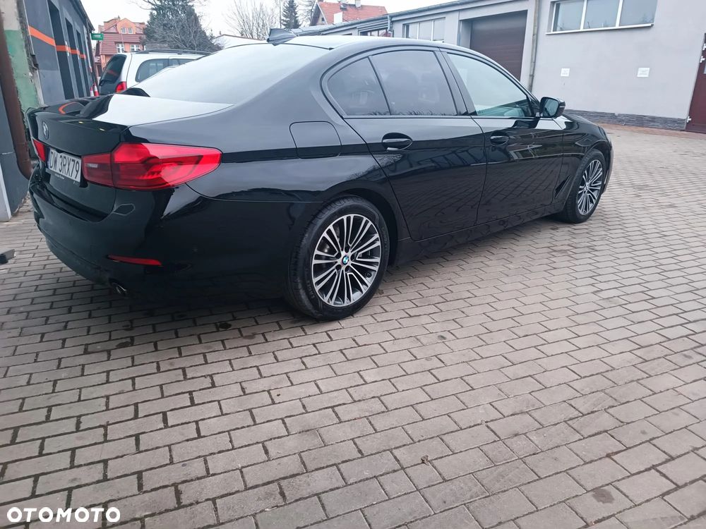 BMW Seria 5 520d Sport Line sport - 3