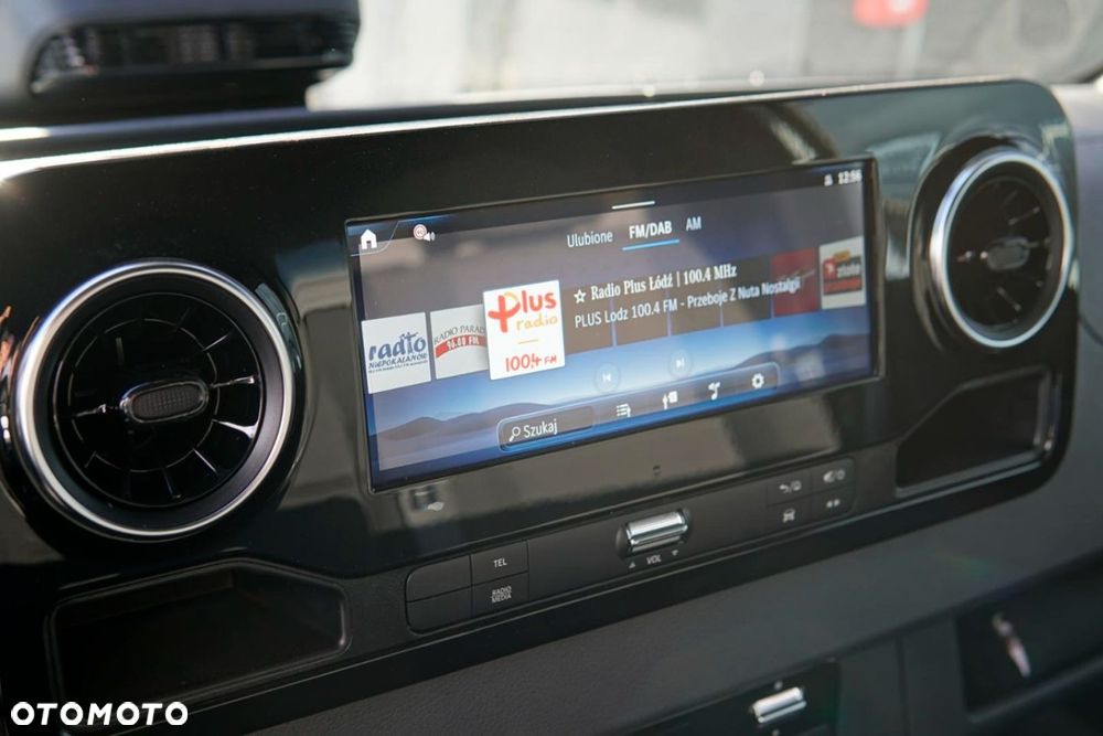 Mercedes-Benz Sprinter - 15