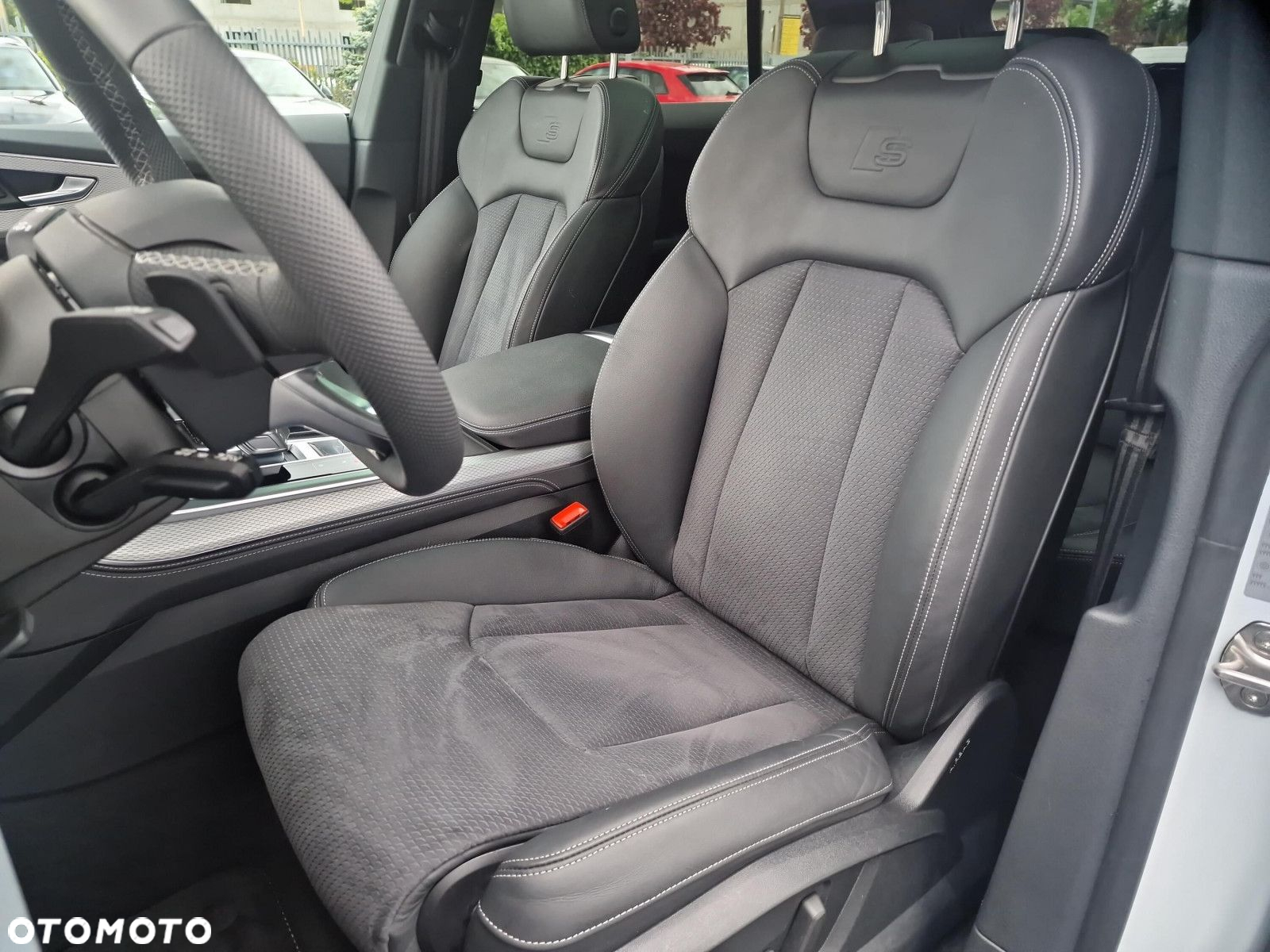 Audi Q8 - 18