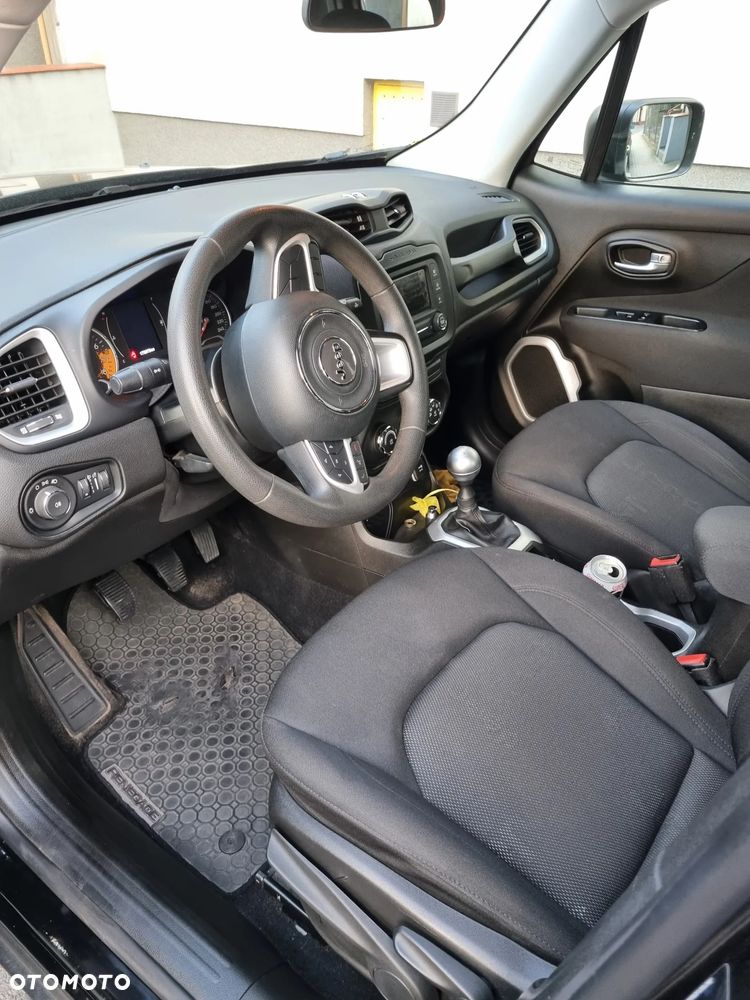 Jeep Renegade 1.6 E-TorQ Sport FWD - 5