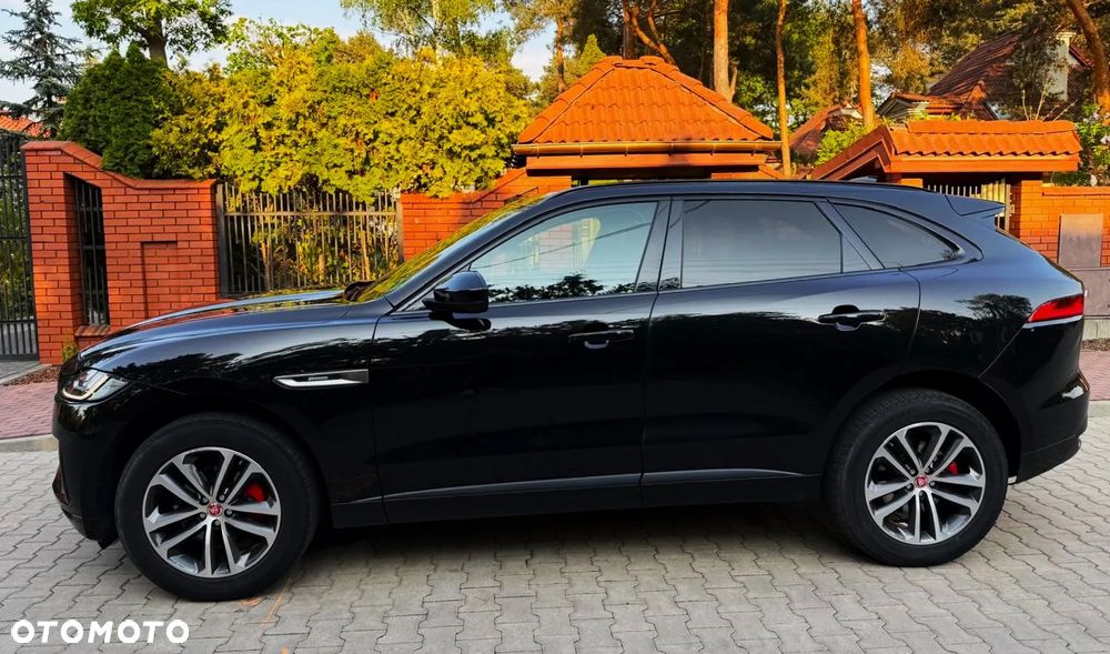Jaguar F-Pace 2.0 i4P AWD R-Sport - 33