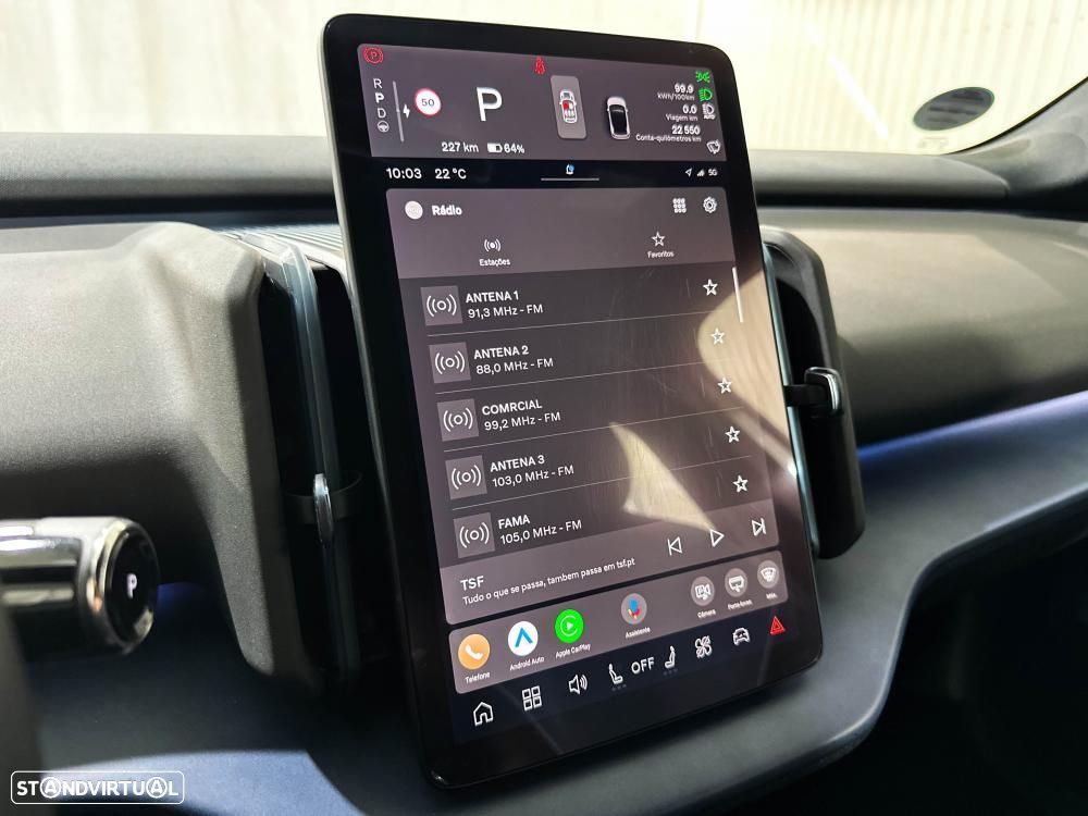 Volvo EX30 Single Motor Extended Range RWD Plus - 49