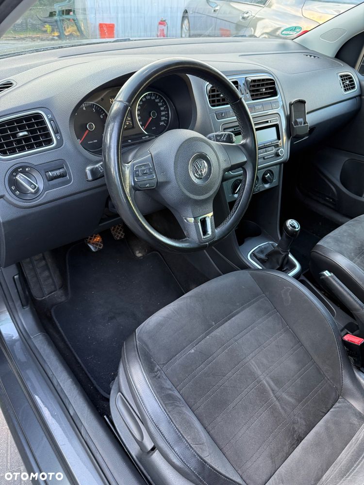 Volkswagen Polo 1.4 16V Highline - 20