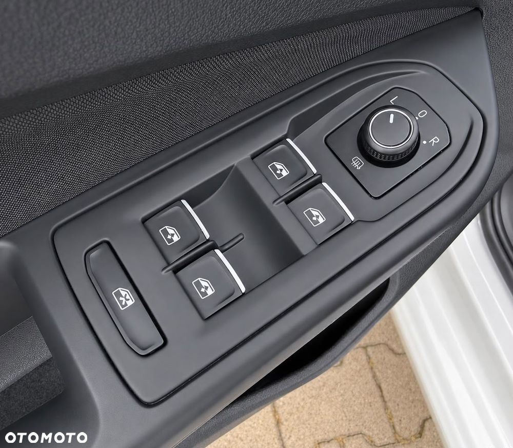 Volkswagen Golf 1.5 TSI EVO Style - 24