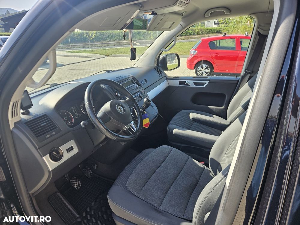 Volkswagen Multivan - 7