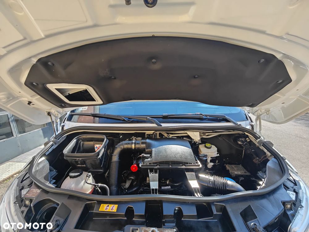 Mercedes-Benz Sprinter - 37