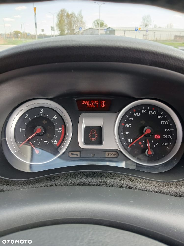 Renault Clio - 9
