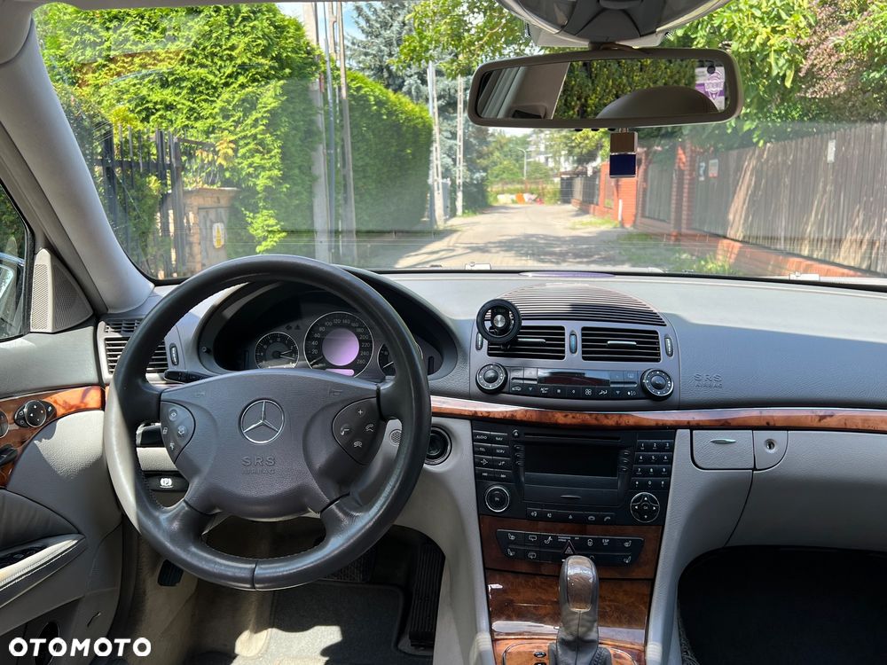 Mercedes-Benz Klasa E 320 CDI T Elegance - 13