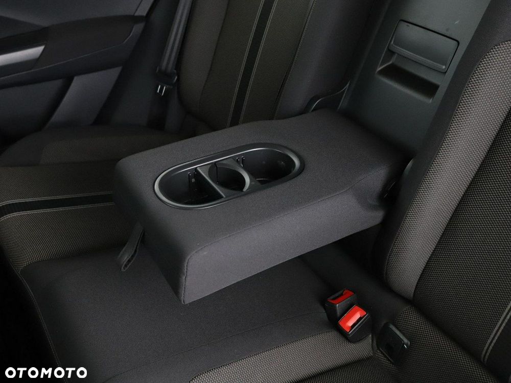 Volkswagen T-Roc 1.0 TSI Style - 38