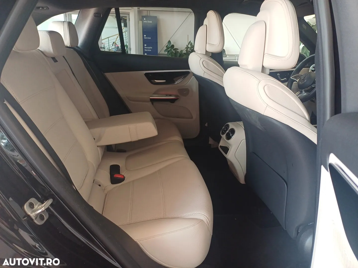 Mercedes-Benz GLC 220 d 4MATIC MHEV - 24