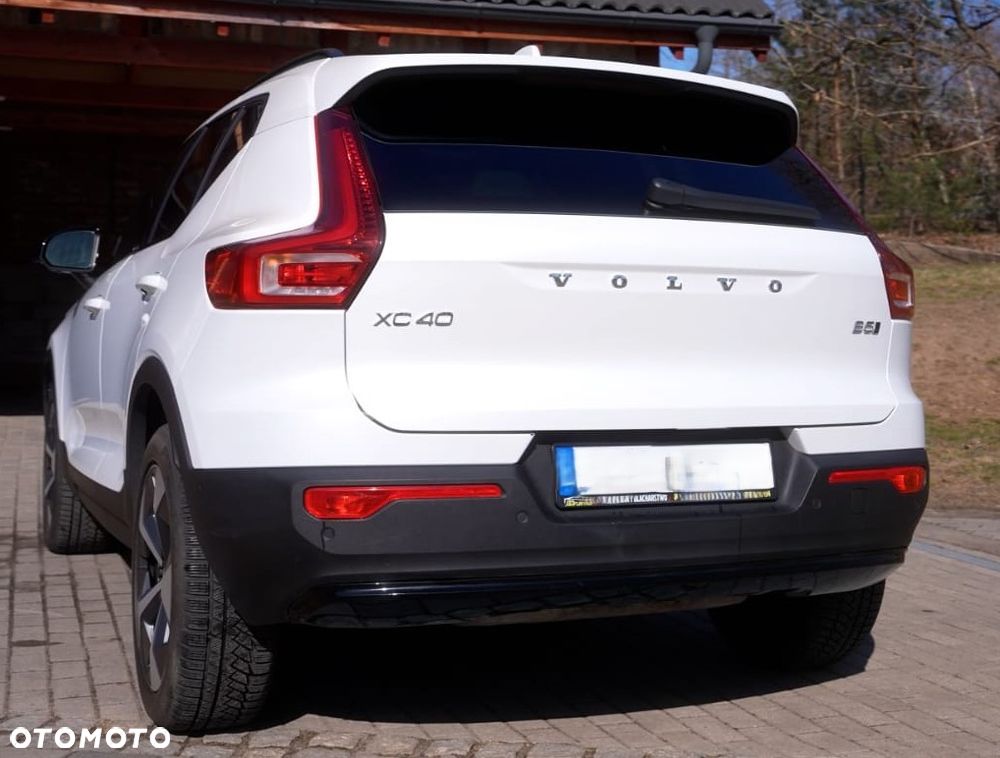 Volvo XC 40 - 4