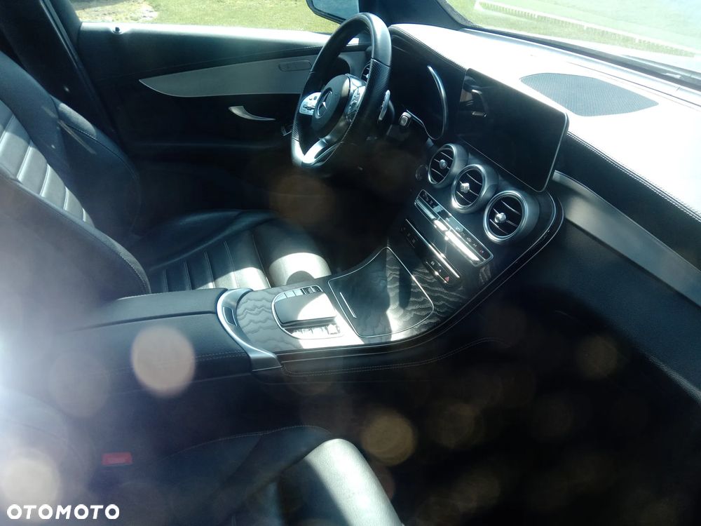 Mercedes-Benz GLC 200 d 4Matic 9G-TRONIC - 13