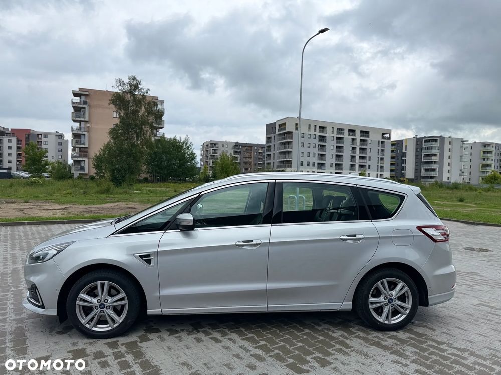 Ford S-Max - 9