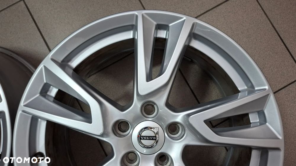 Felgi Aluminiowe 18 Volvo XC 60 5x108 ET 50.5 - 10