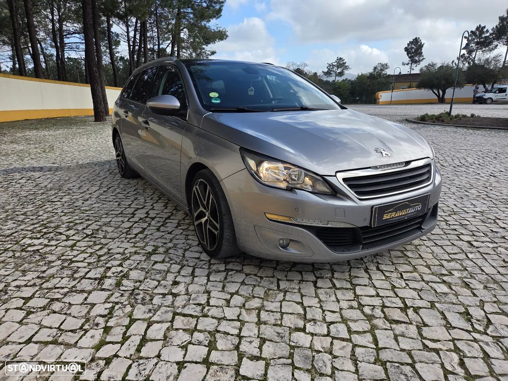 Peugeot 308 - 1