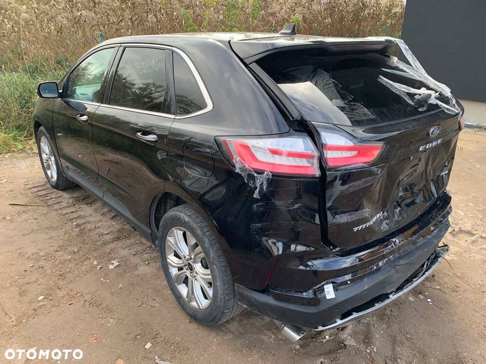 Ford Edge - 10