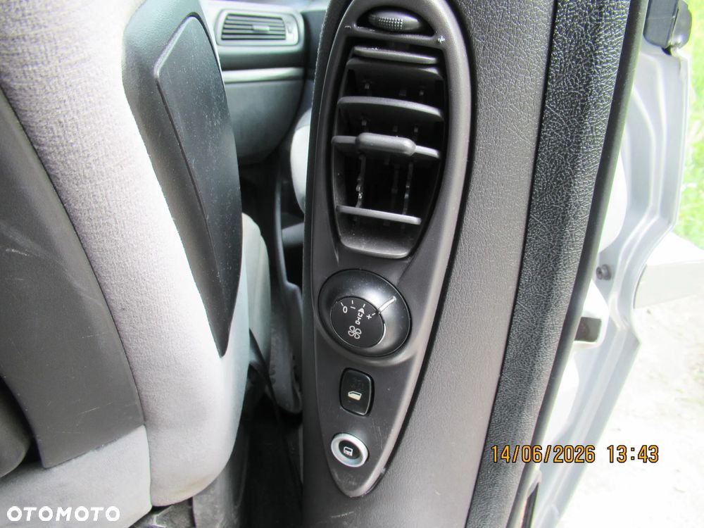 Citroën C8 HDi 165 Exclusive - 8