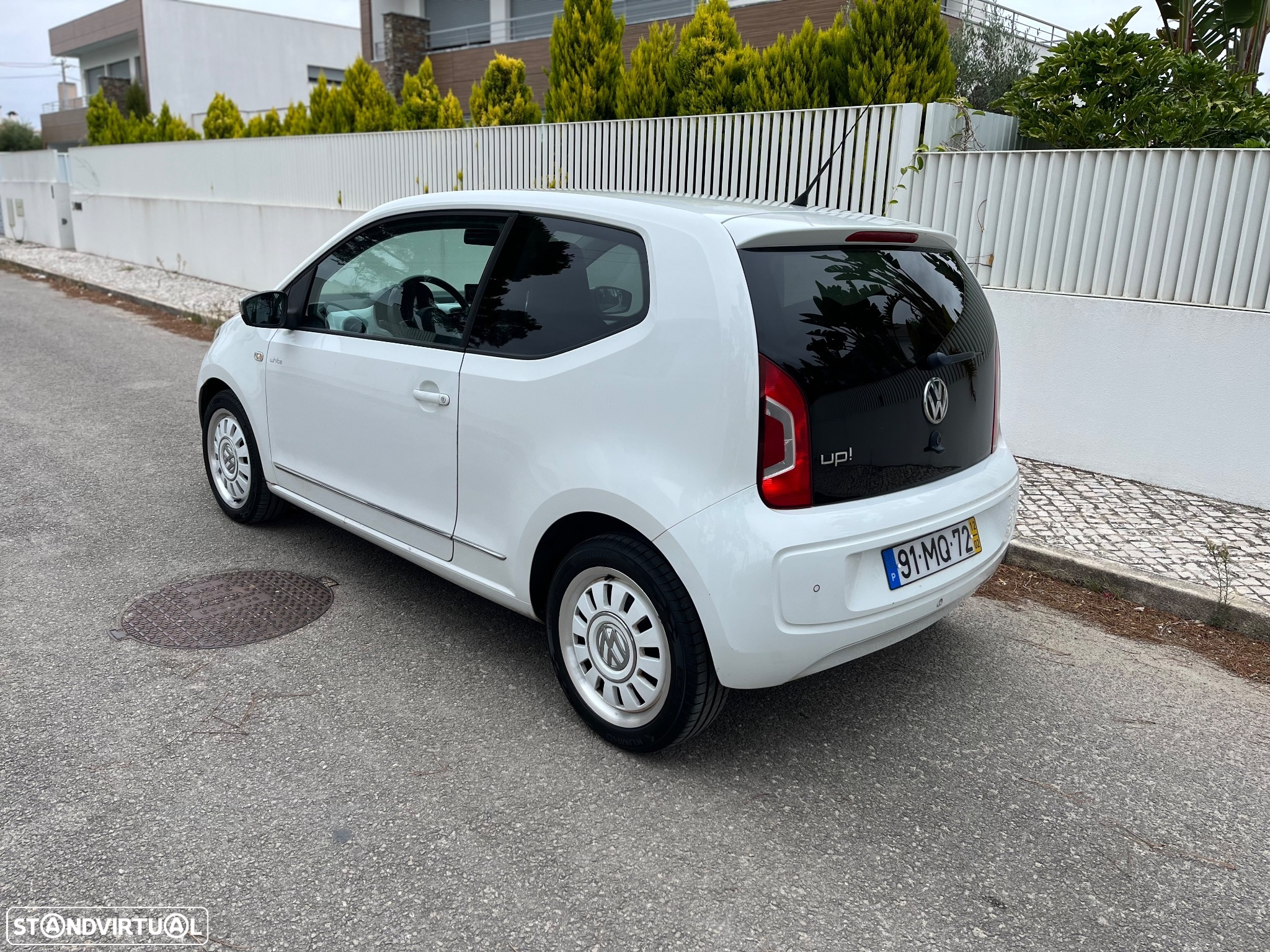 VW Up! 1.0 White - 14