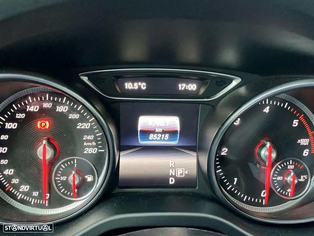 Mercedes-Benz CLA 200 - 12