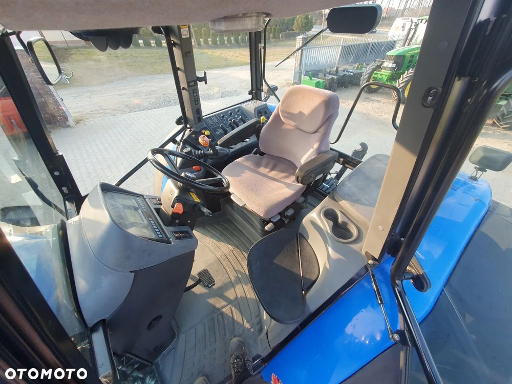 New Holland TM 175 - 21