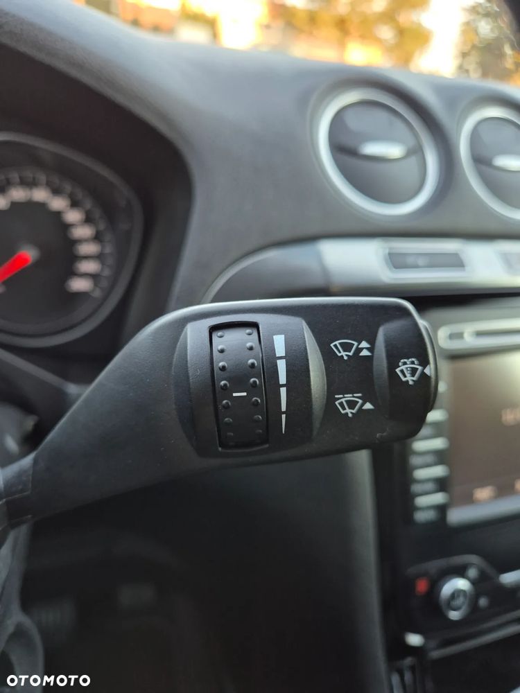 Ford S-Max 2.0 TDCi DPF Titanium - 18