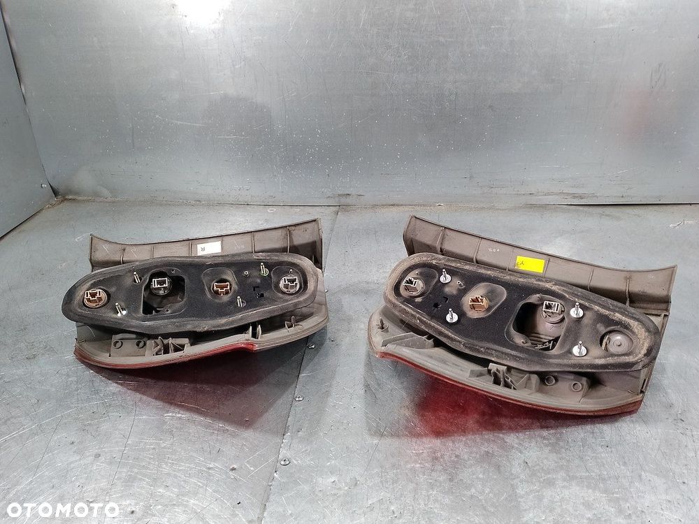 LAMPY TYŁ KOMPLET HONDA FR-V - 3