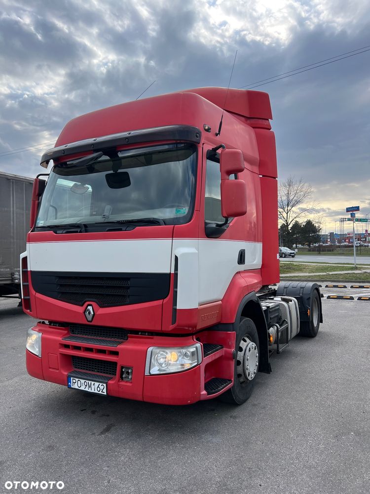 Renault Premium - 1