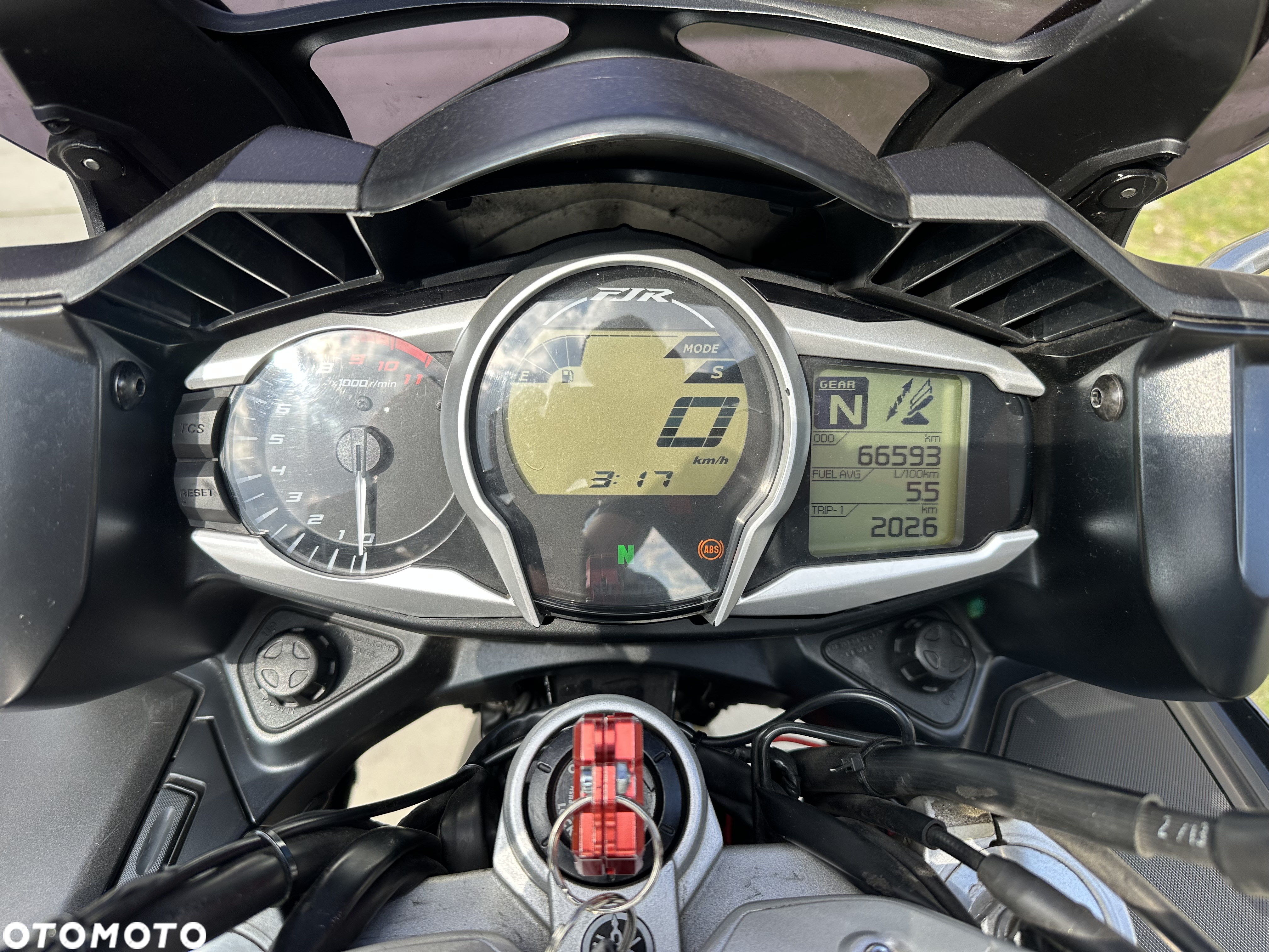 Yamaha FJR - 11